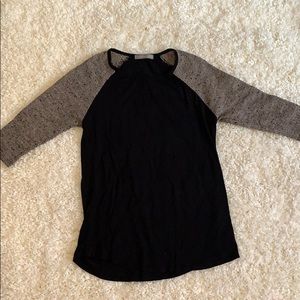 Loveapella raglan top